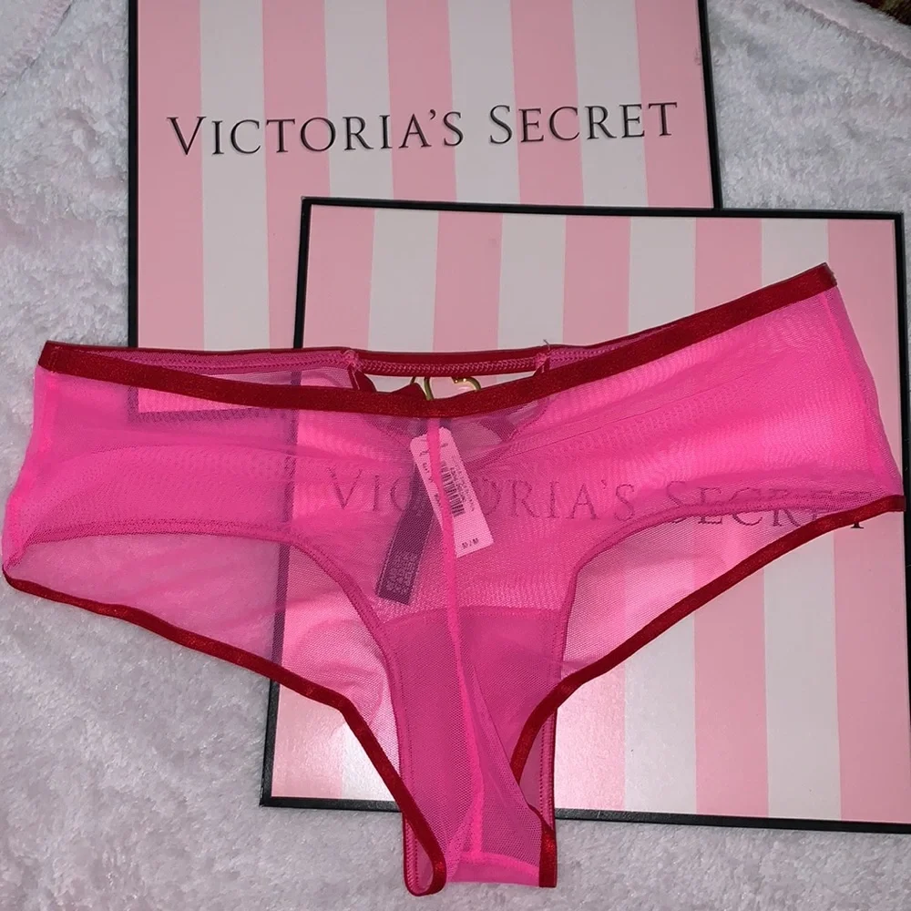 NEW WITH TAGS -TWO VICTORIA SECRET CHEEKY‎ PANTY